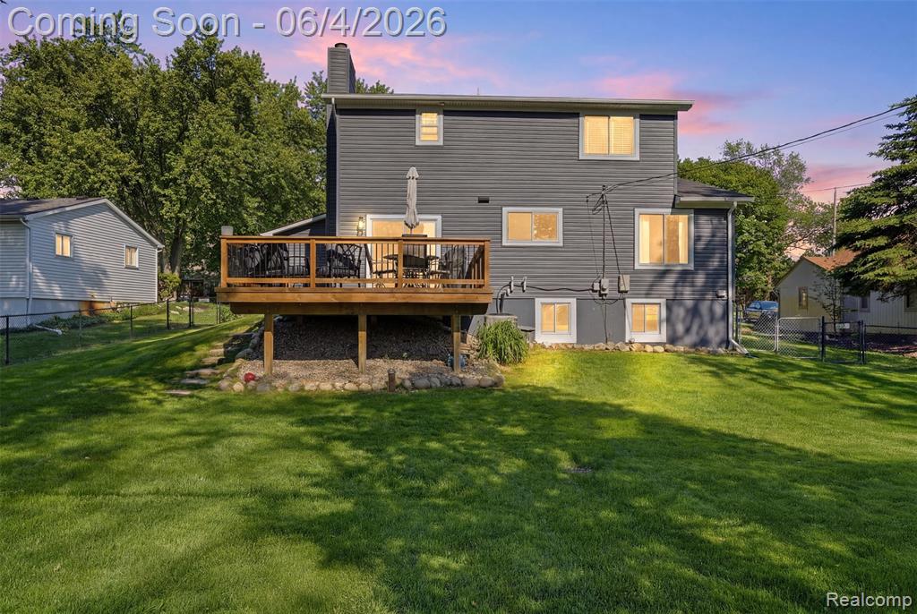 2351 Recreation Drive, West Bloomfield, MI 48324 — Photo 30
