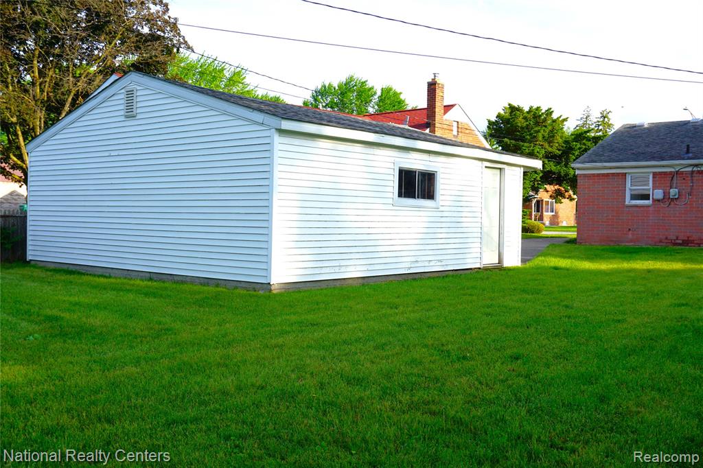 31743 Rush Street, Garden City, MI — Photo 4