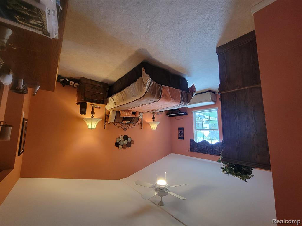 10224 Wellington Drive, Clarkston, MI 48348 — Photo 13