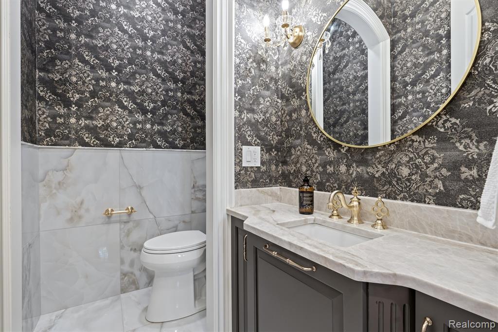 575 Chase Lane, Bloomfield Hills, MI 48304 — Photo 39