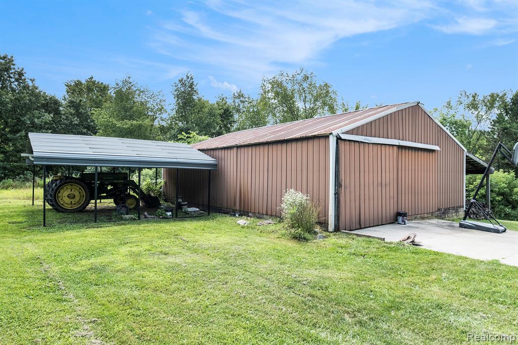 1490 Gage Road, Holly, MI 48442 — Photo 18