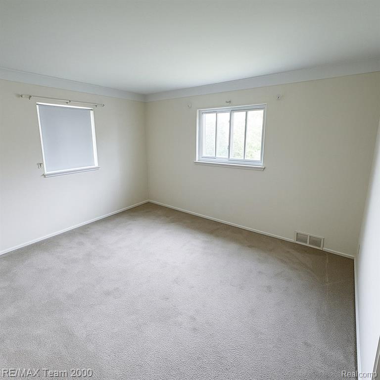 7310 PLAINFIELD Street, Dearborn Heights, MI 48127 — Photo 6