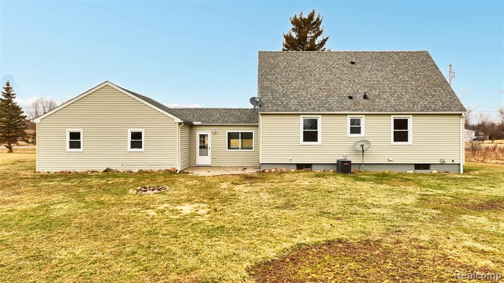 4469 W Coldwater Road, Flint, MI 48504 — Photo 7