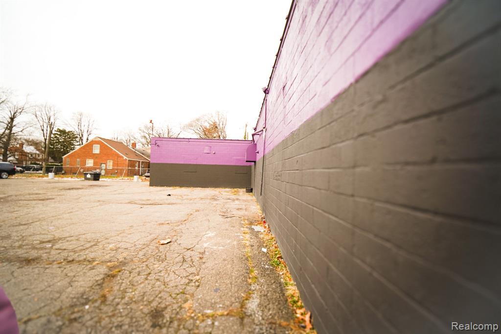 10820 WHITTIER Street, Detroit, MI 48224 — Photo 36