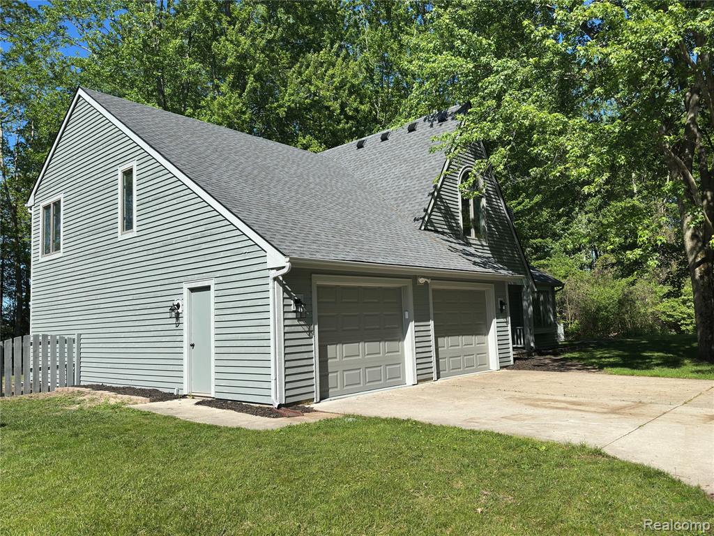 4233 State Road, Fort Gratiot, MI 48059 — Photo 8