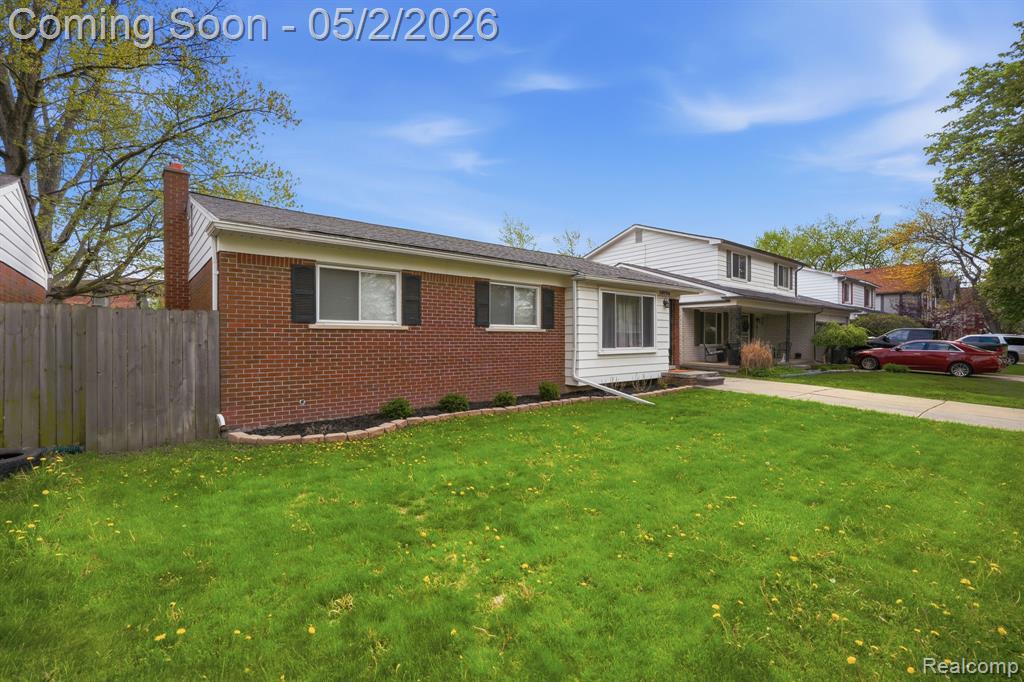19704 Parkside Street, Saint Clair Shores, MI 48080 — Photo 4