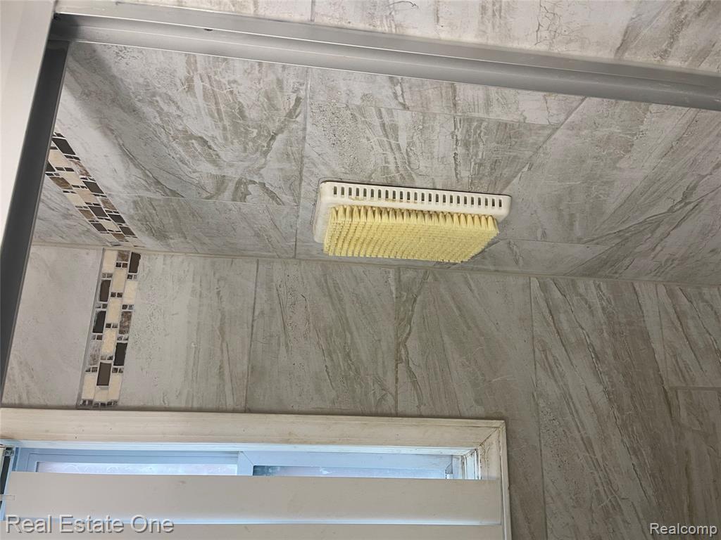 8109 Beaverland, Redford, MI 48239 — Photo 15