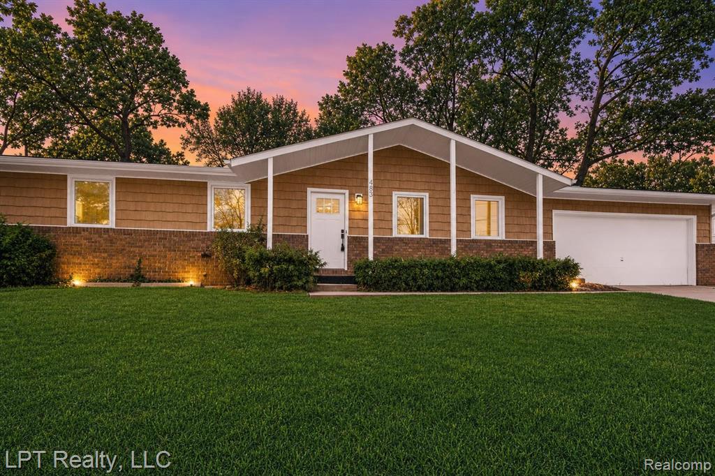 483 S 3rd Street, Brighton, MI 48116 — front exterior