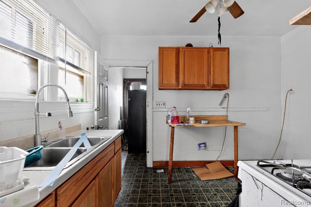 6536 Firwood Street, Detroit, MI 48210 — Photo 9