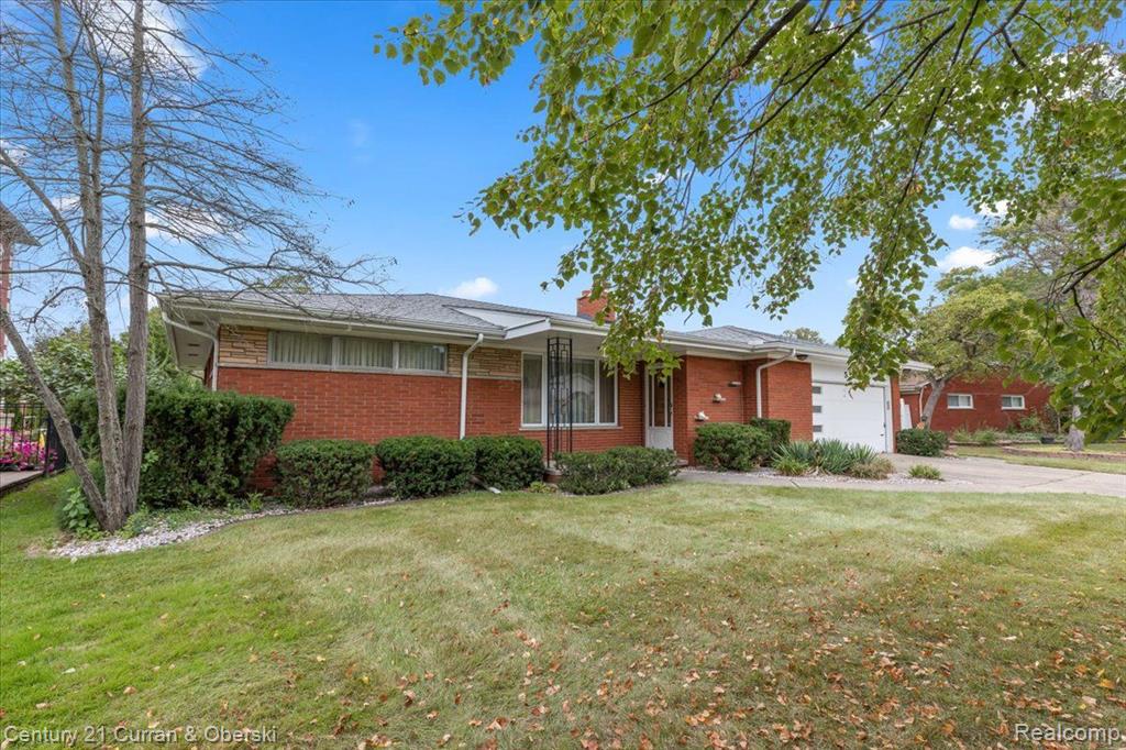 5987 CAMPUS Drive, Dearborn Heights, MI 48127 — Photo 3