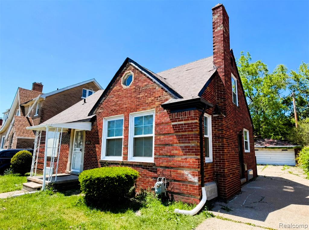 8573 E Outer Drive, Detroit, MI 48213 — Photo 44