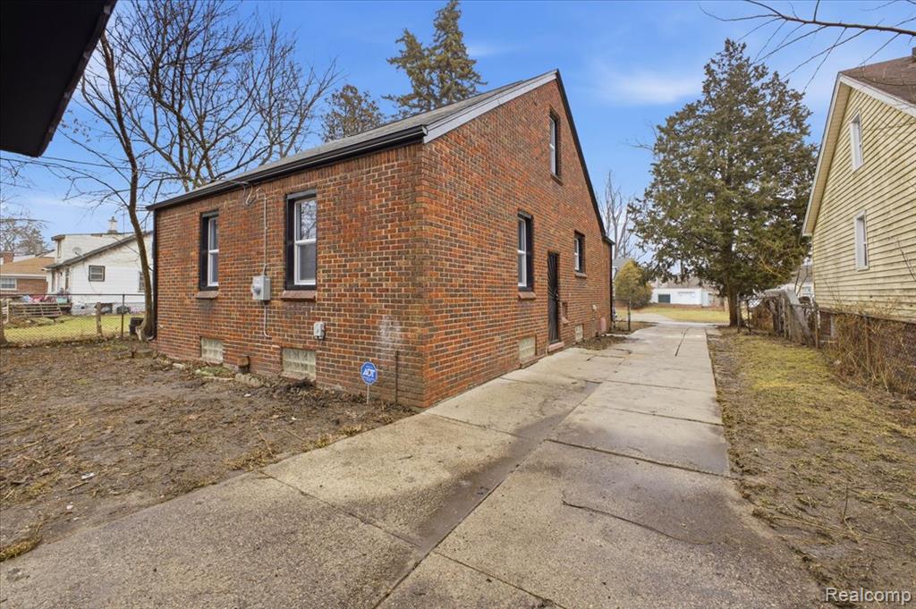 19365 Goddard Street, Detroit, MI 48234 — Photo 34