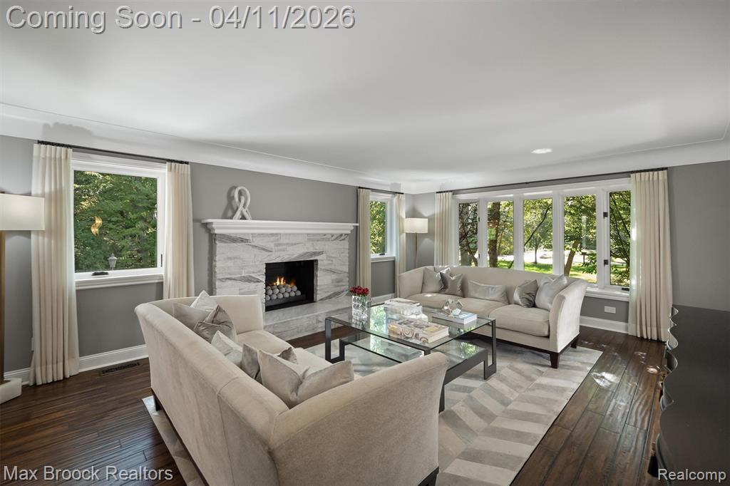 5190 Clarendon Crest Street, Bloomfield Hills, MI, 48302