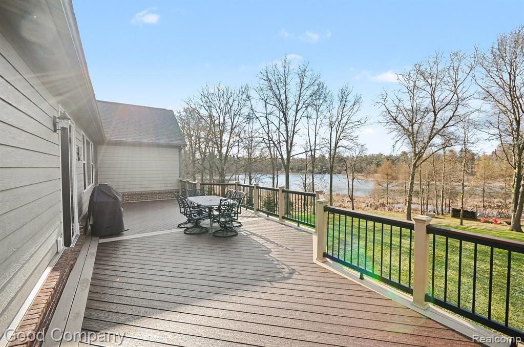 900 Watersmeet Drive, Oxford, MI 48371 — Photo 58