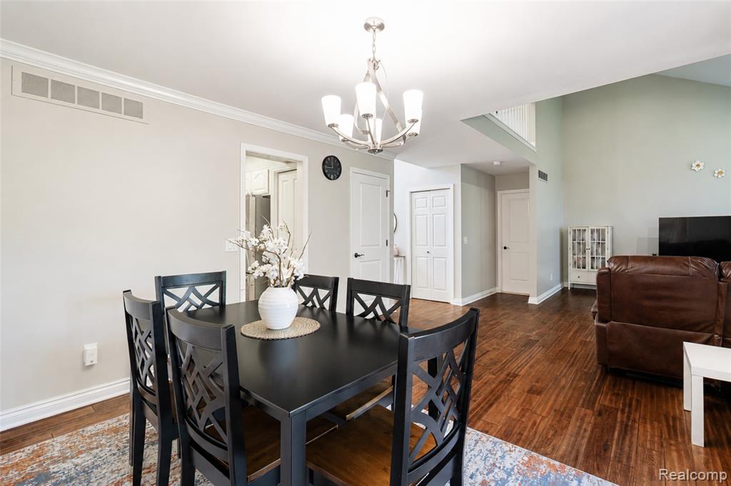 37520 Amber Drive, Farmington Hills, MI 48331 — Photo 16