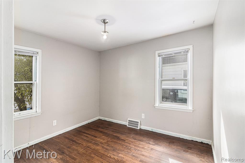 9640 Nathaline, Redford, MI 48239 — Photo 11