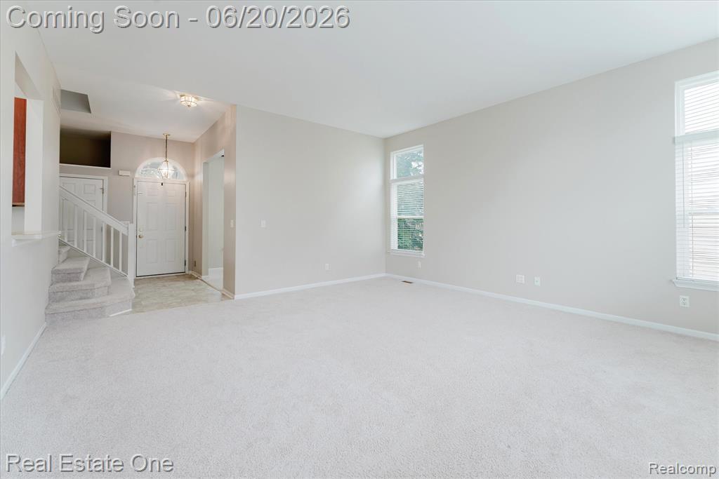 1537 Chapleau Drive, Ann Arbor, MI 48103 — Photo 12