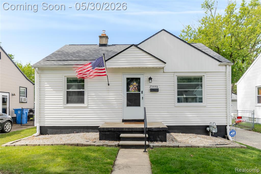 25446 Colgate Street, Dearborn Heights, MI 48125 — front exterior
