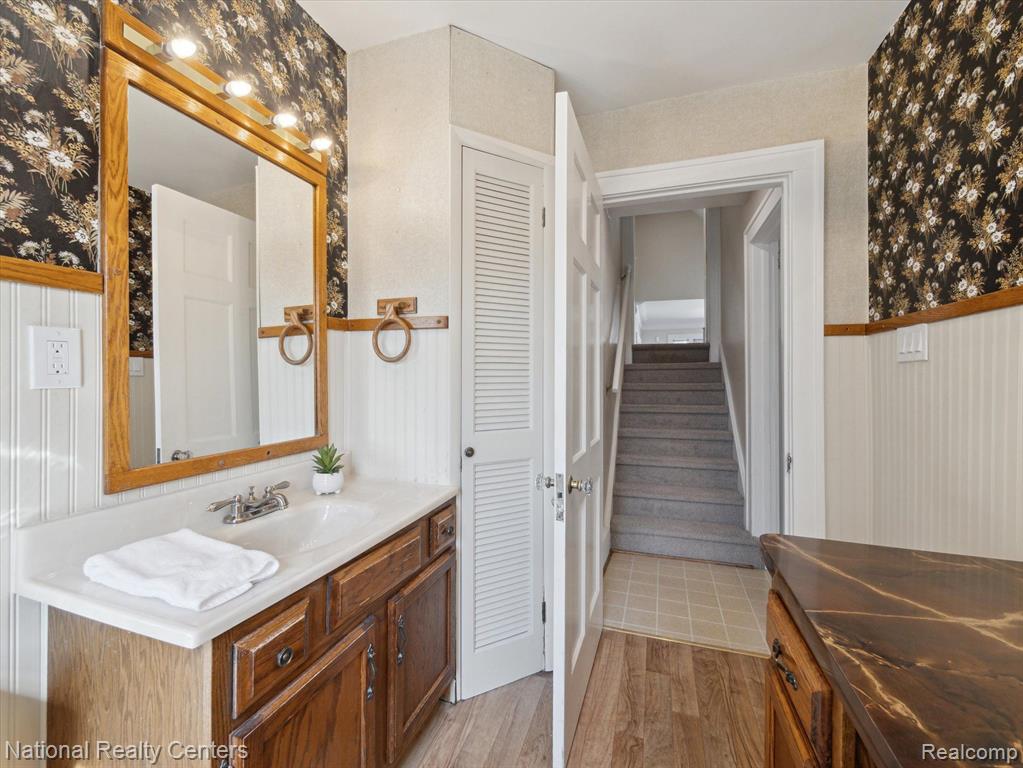 422 HENDRIE Boulevard, Royal Oak, MI 48067 — Photo 19