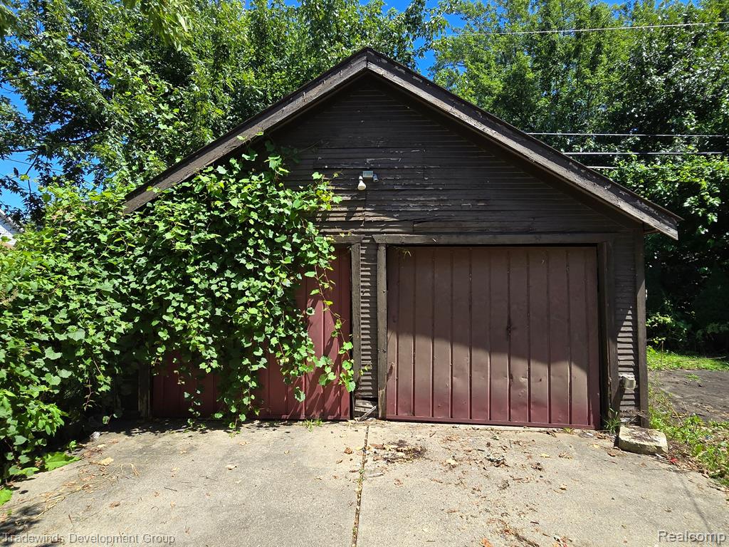 5074 DEVONSHIRE Road, Detroit, MI 48224 — Photo 7
