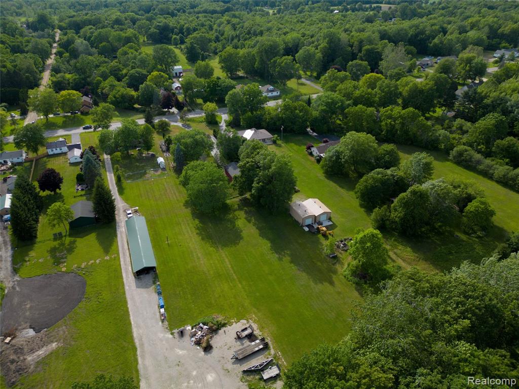 21515 Huron River Drive, New Boston, MI 48164 — Photo 51