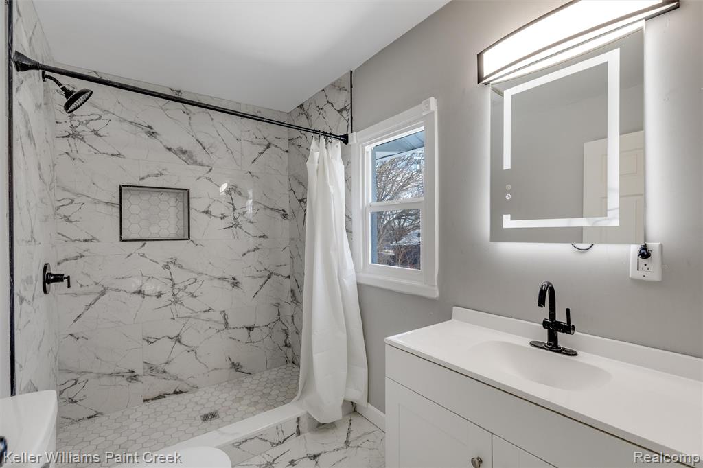 13600 Washburn Street, Detroit, MI 48238 — Photo 18