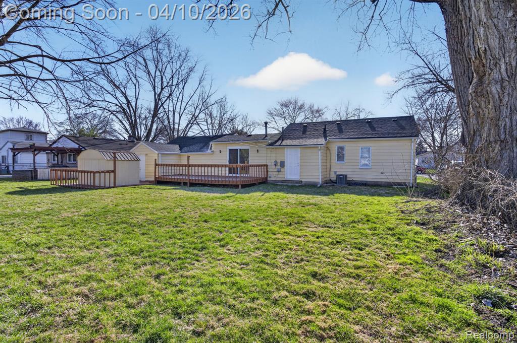 27352 Townley Street, Madison Heights, MI 48071 — Photo 38