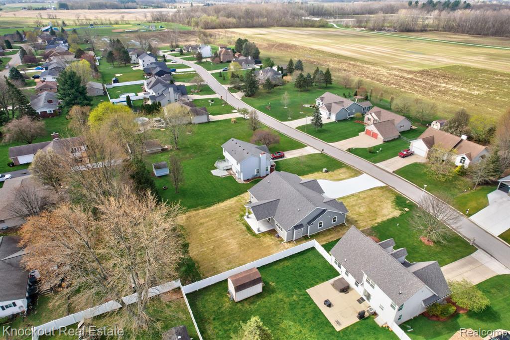 12095 Country Run Drive, Birch Run, MI 48415 — Photo 64