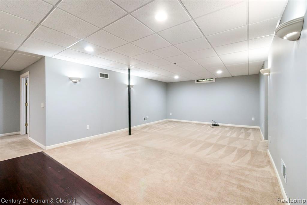 18489 Fox Hollow Court, Northville, MI 48168 — Photo 62