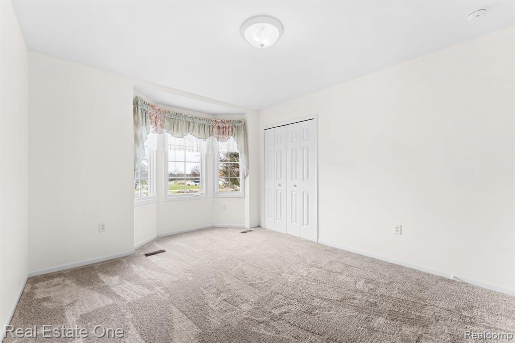 9305 Rotondo Drive, Howell, MI 48855 — Photo 18