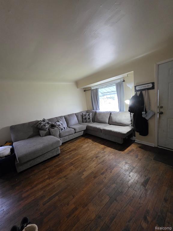 972 BARNEY Avenue, Flint, MI 48503 — Photo 4