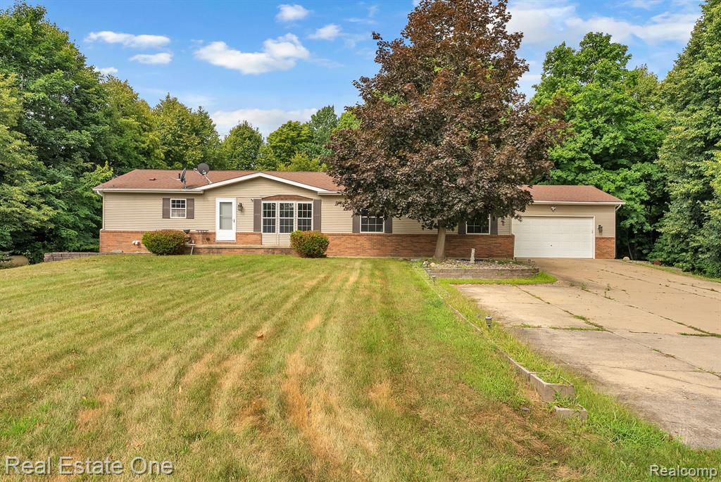 72021 Romeo Plank Road, Armada, MI — Photo 11