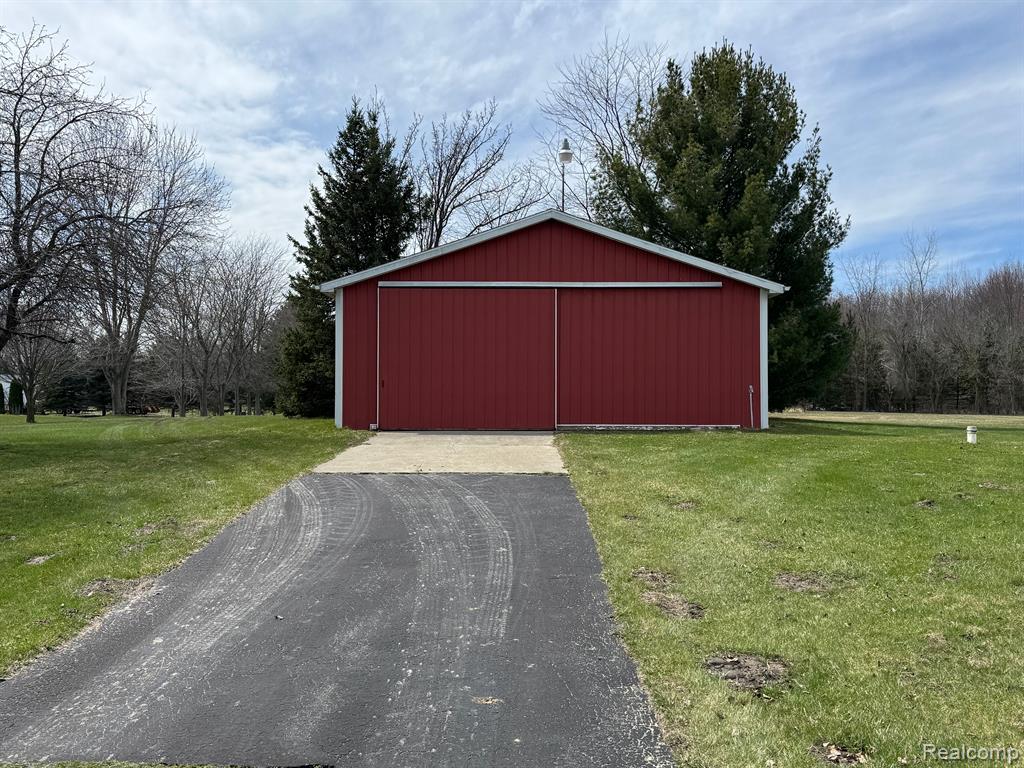 7188 Reid Road, Swartz Creek, MI 48473 — Photo 33