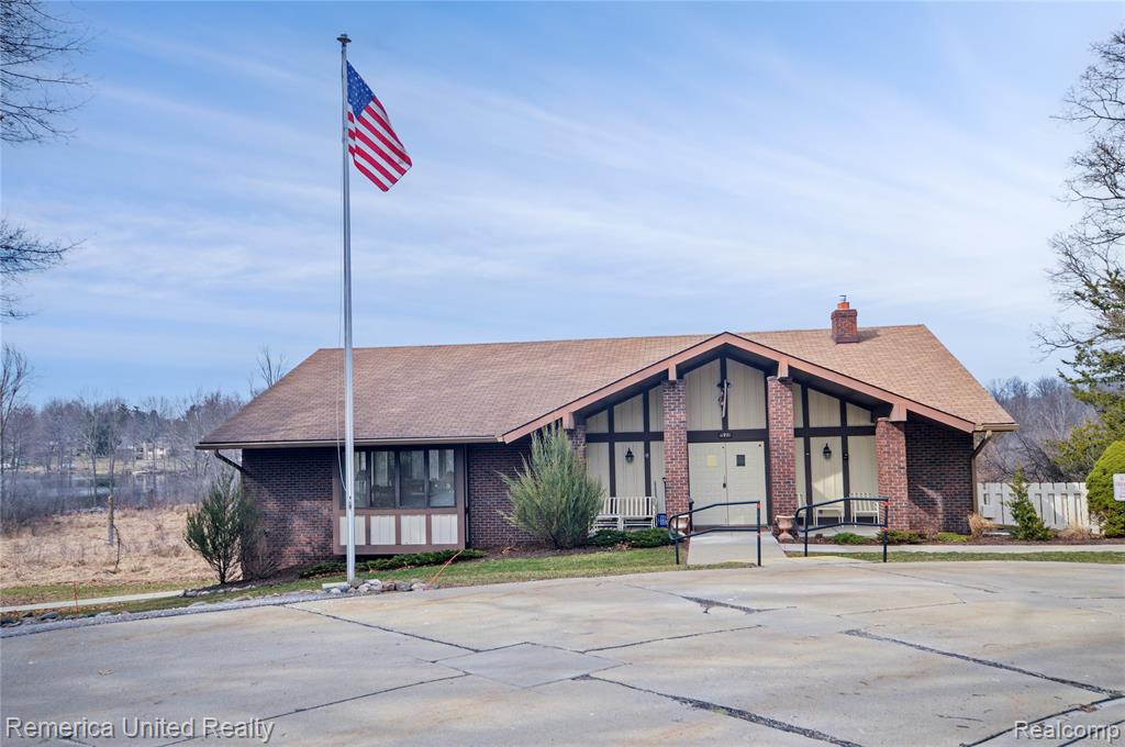 12113 Lexington Drive, South Lyon, MI 48178 — Photo 28