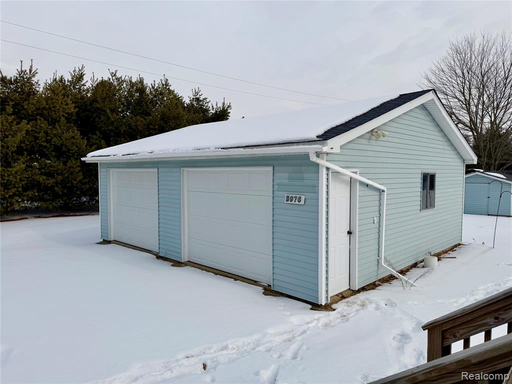 5976 Falkenbury Road, North Branch, MI 48461 — Photo 43