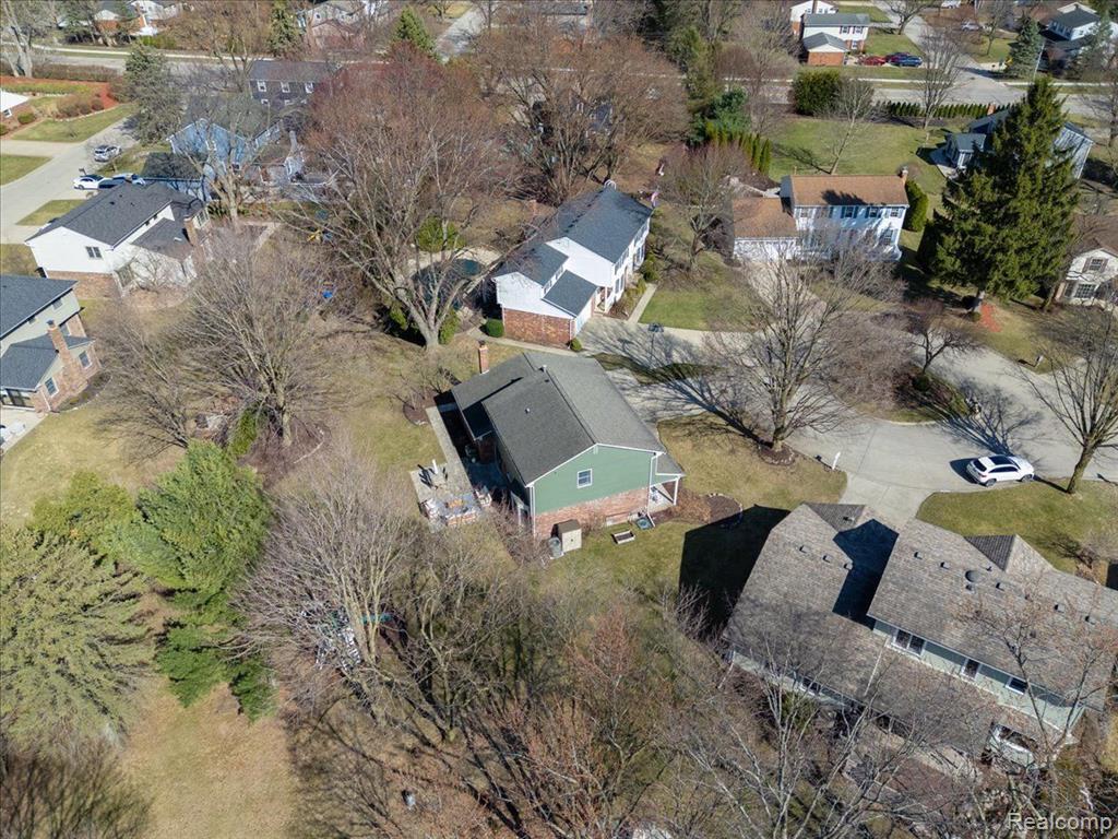 42508 RAVINA Court, Northville, MI 48168 — Photo 9