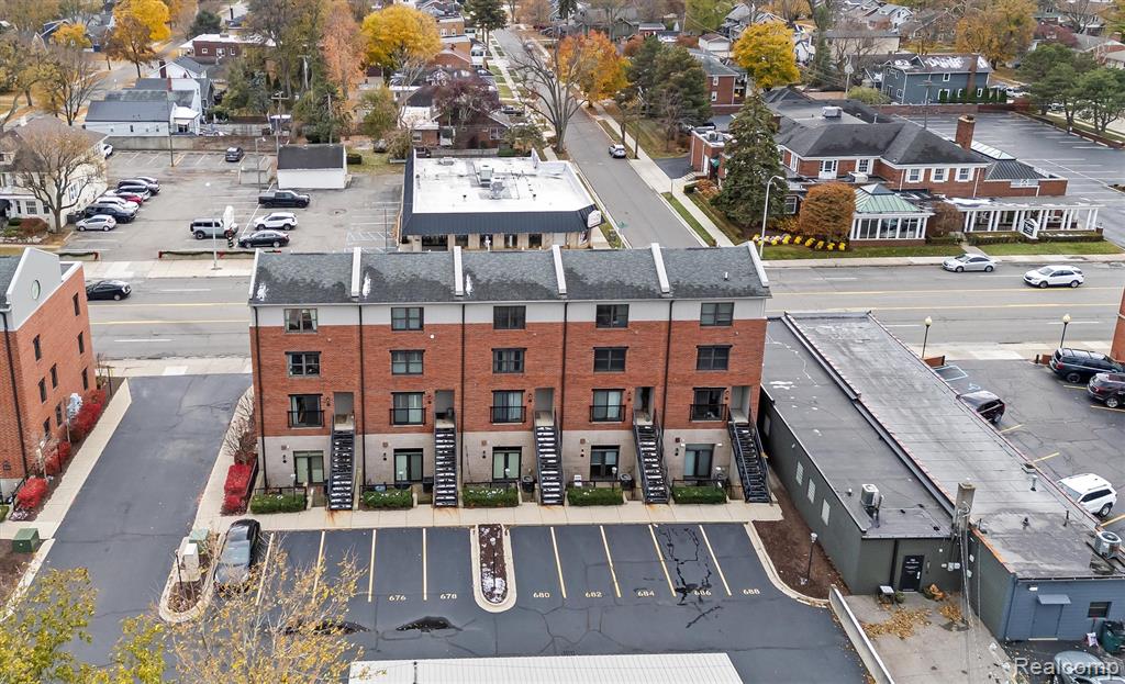 670 W 11 Mile Road, Royal Oak, MI 48067 — Photo 3