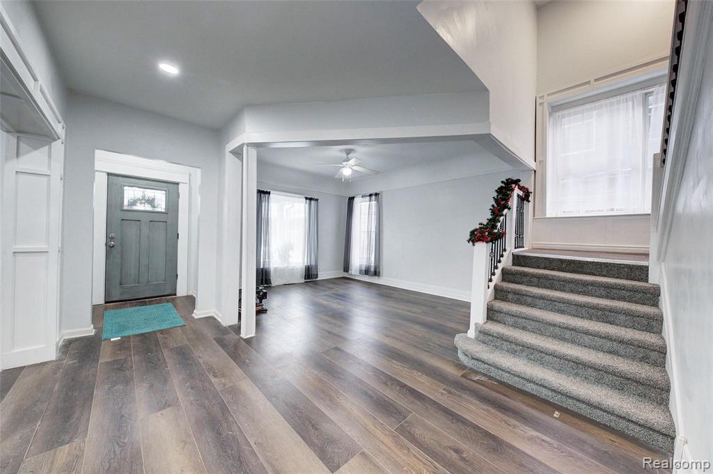 700 W Euclid Street - Photo 5