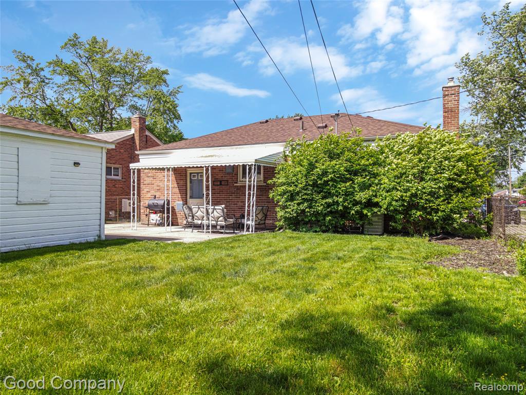 28748 Herbert Street, Madison Heights, MI 48071 — Photo 41