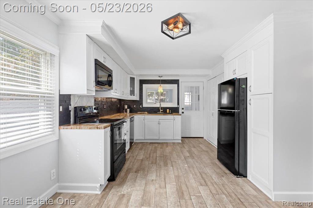 128 S SLATER Street, Lake Orion, MI 48362 — Photo 13