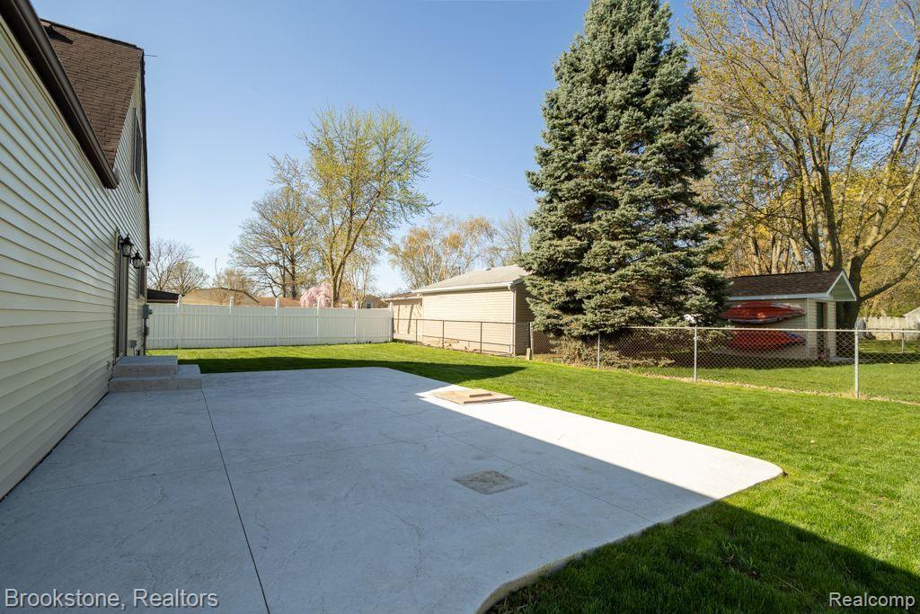 49213 KIMBERLY ANN Lane, Chesterfield, MI — Photo 26