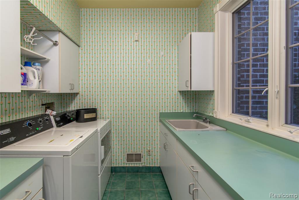 5090 Stone Oak Drive, Jackson, MI 49201 — Photo 30