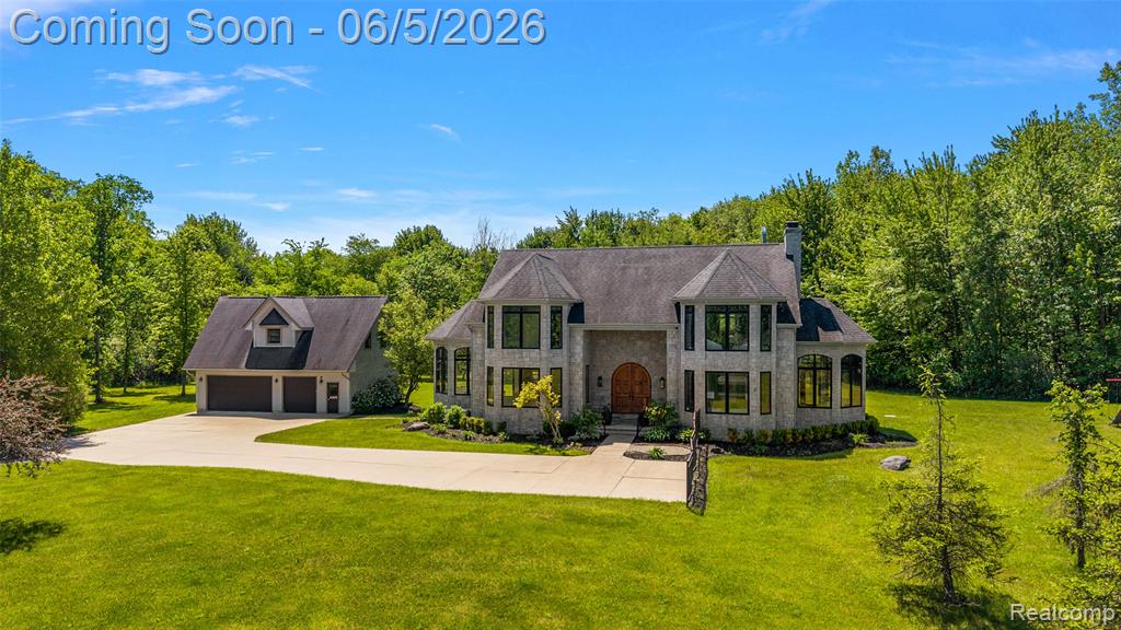 62502 Wayfaring Road, Ray, MI