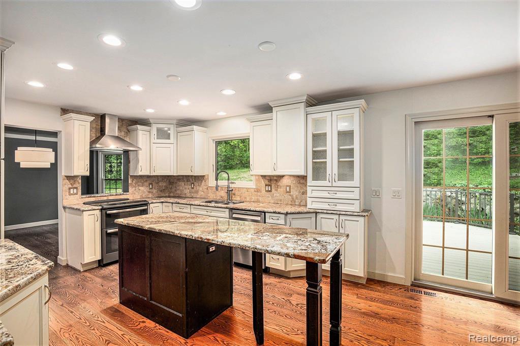 7254 DARK LAKE Drive, Clarkston, MI — Photo 13