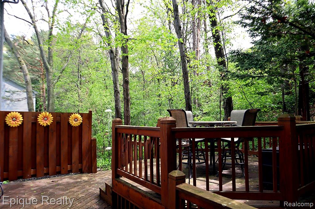 6607 Ridgeview Drive, Clarkston, MI — Photo 4