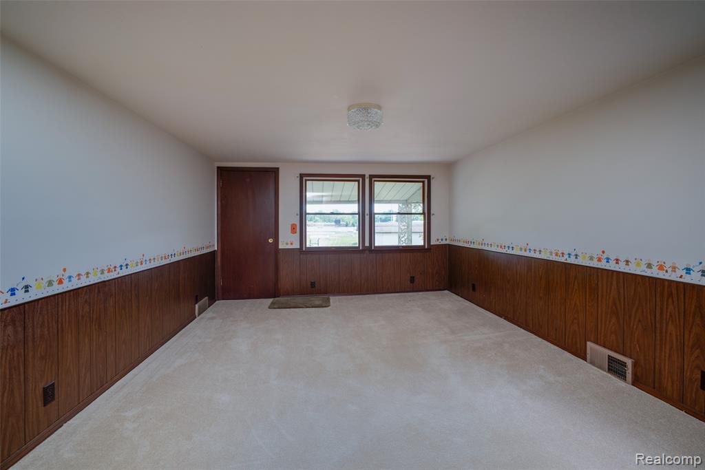 607 E King Street, Corunna, MI 48817 — Photo 25