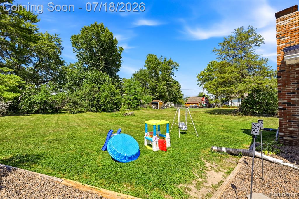 5070 Ray Road, Linden, MI 48451 — Photo 14
