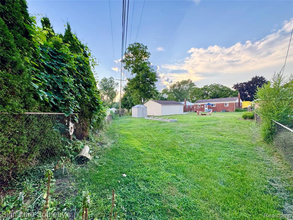 9715 Sylvester Street, Taylor, MI 48180 — Photo 42