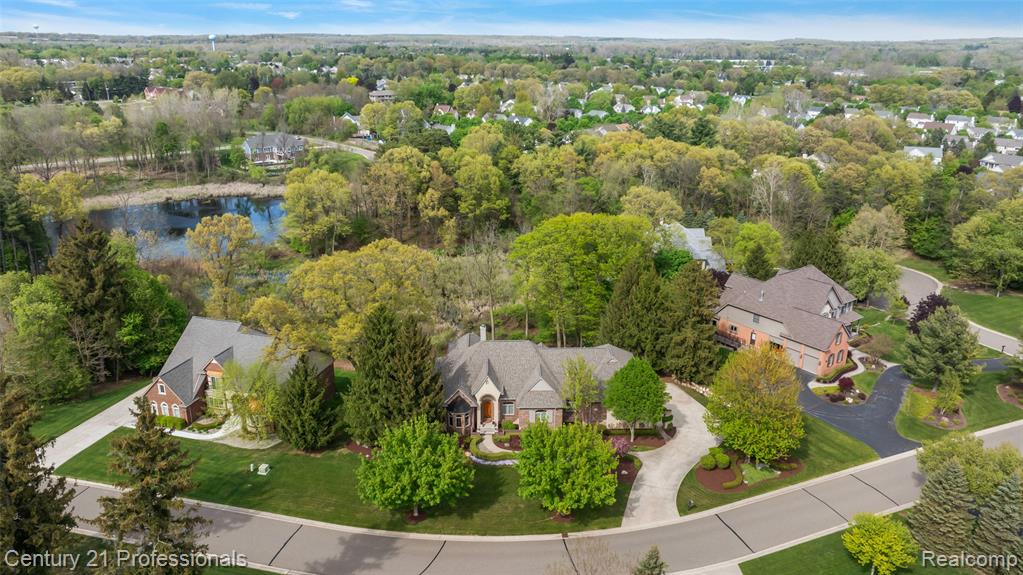 1181 Iroquois Trail, Oxford, MI 48371 — Photo 2