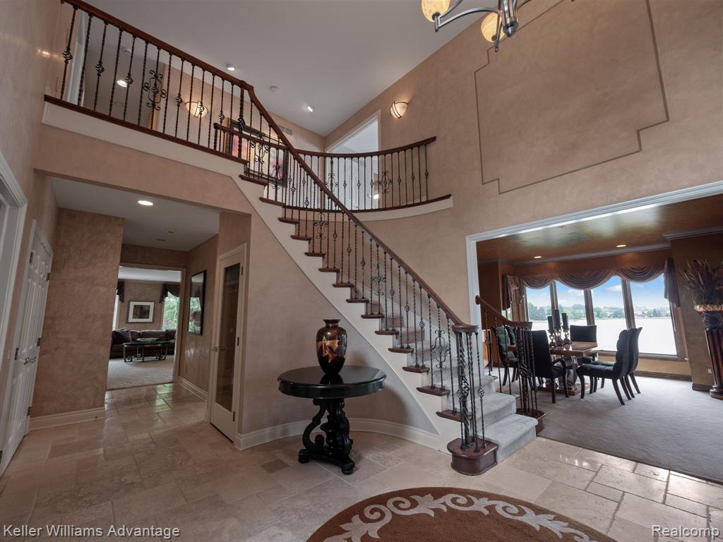 18328 Clairmont Circle E, Northville, MI 48168 — Photo 10